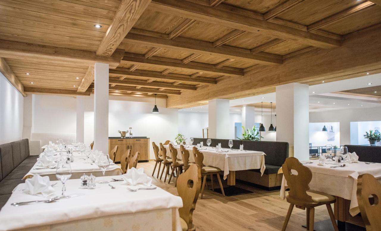 Hotel Fronza - Your Hike & Mountain Home Lutago Εξωτερικό φωτογραφία