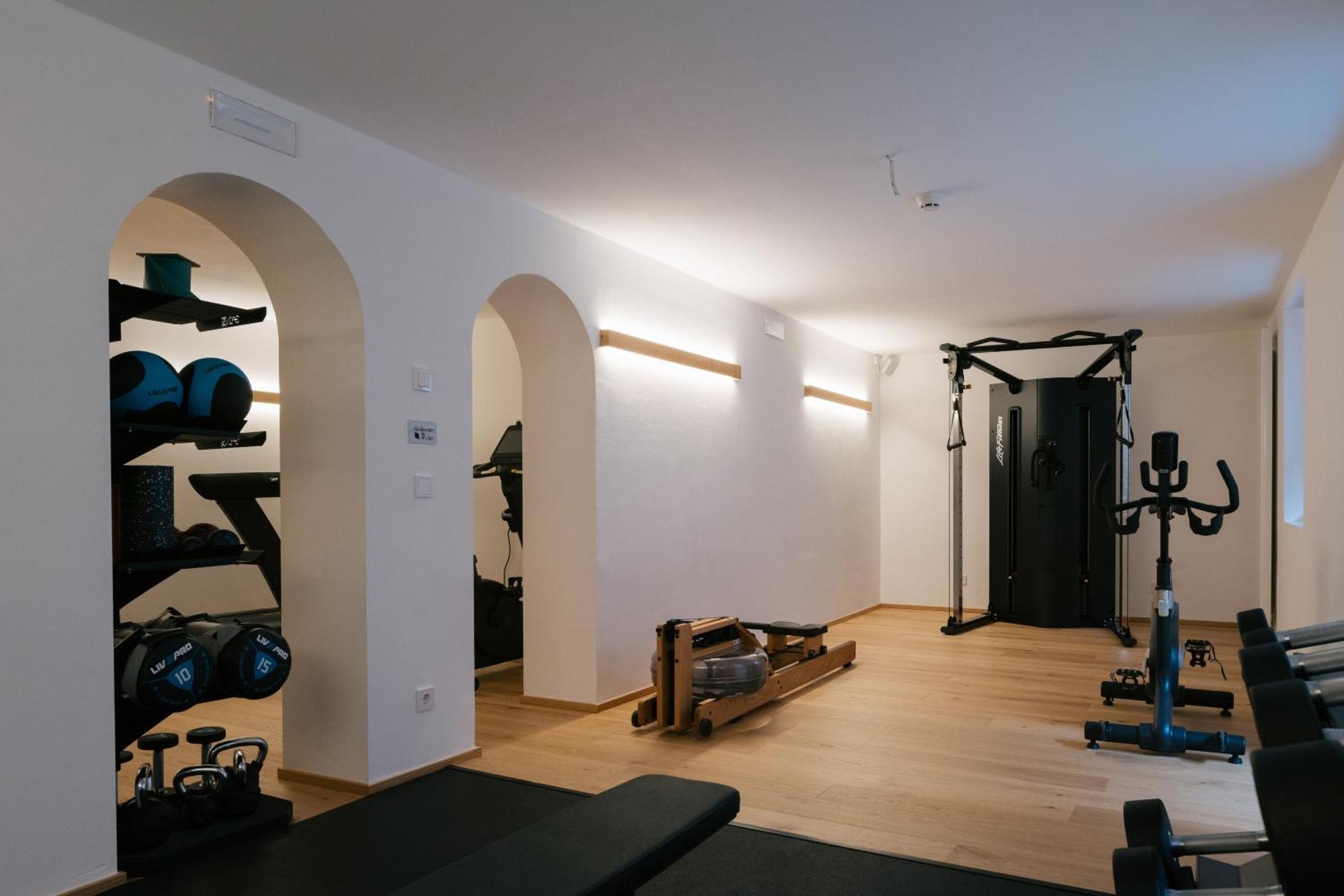 Hotel Fronza - Your Hike & Mountain Home Lutago Εξωτερικό φωτογραφία