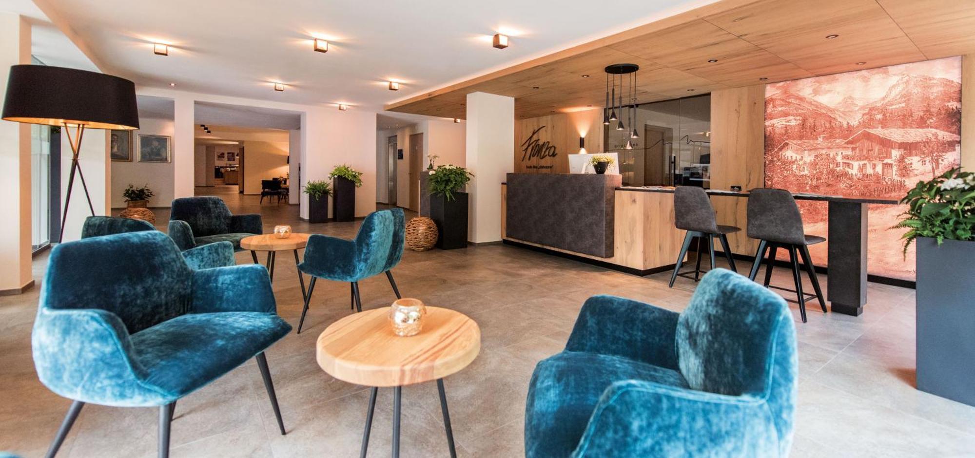 Hotel Fronza - Your Hike & Mountain Home Lutago Εξωτερικό φωτογραφία